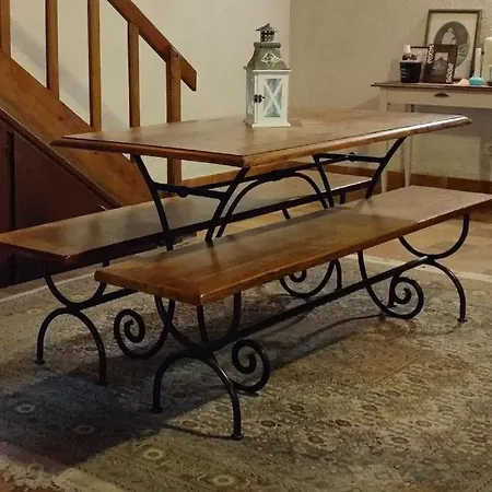 De Treilles בית אירוח