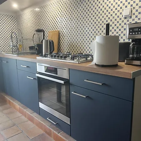 De Treilles בית אירוח