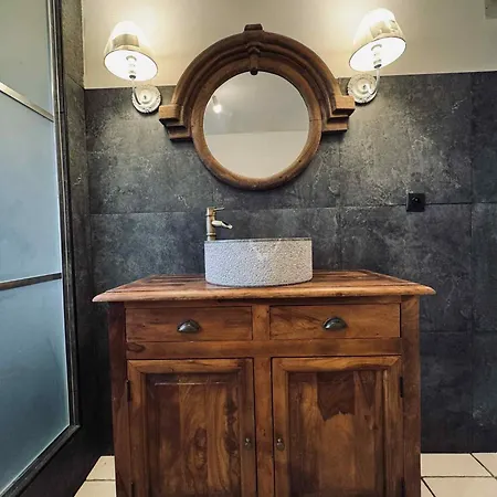 De Treilles Δωμάτια σε οικογενειακή κατοικία